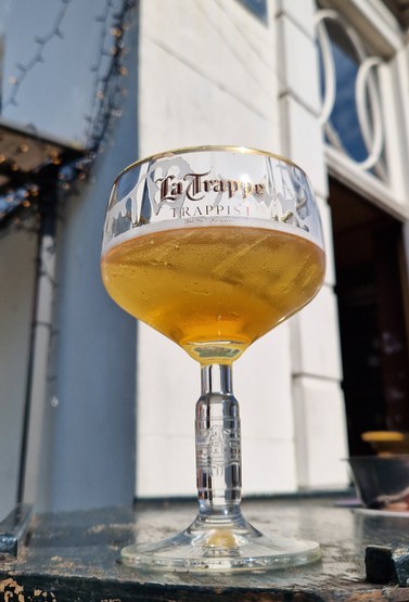 Zon en vrolijkheid bij Café Demmers Zon en vrolijkheid bij Café Demmers